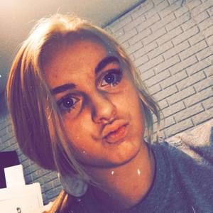 Meet your Posher, Kolie